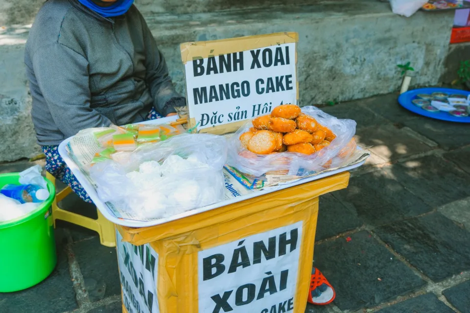 Hộp món đóng gói chờ giao